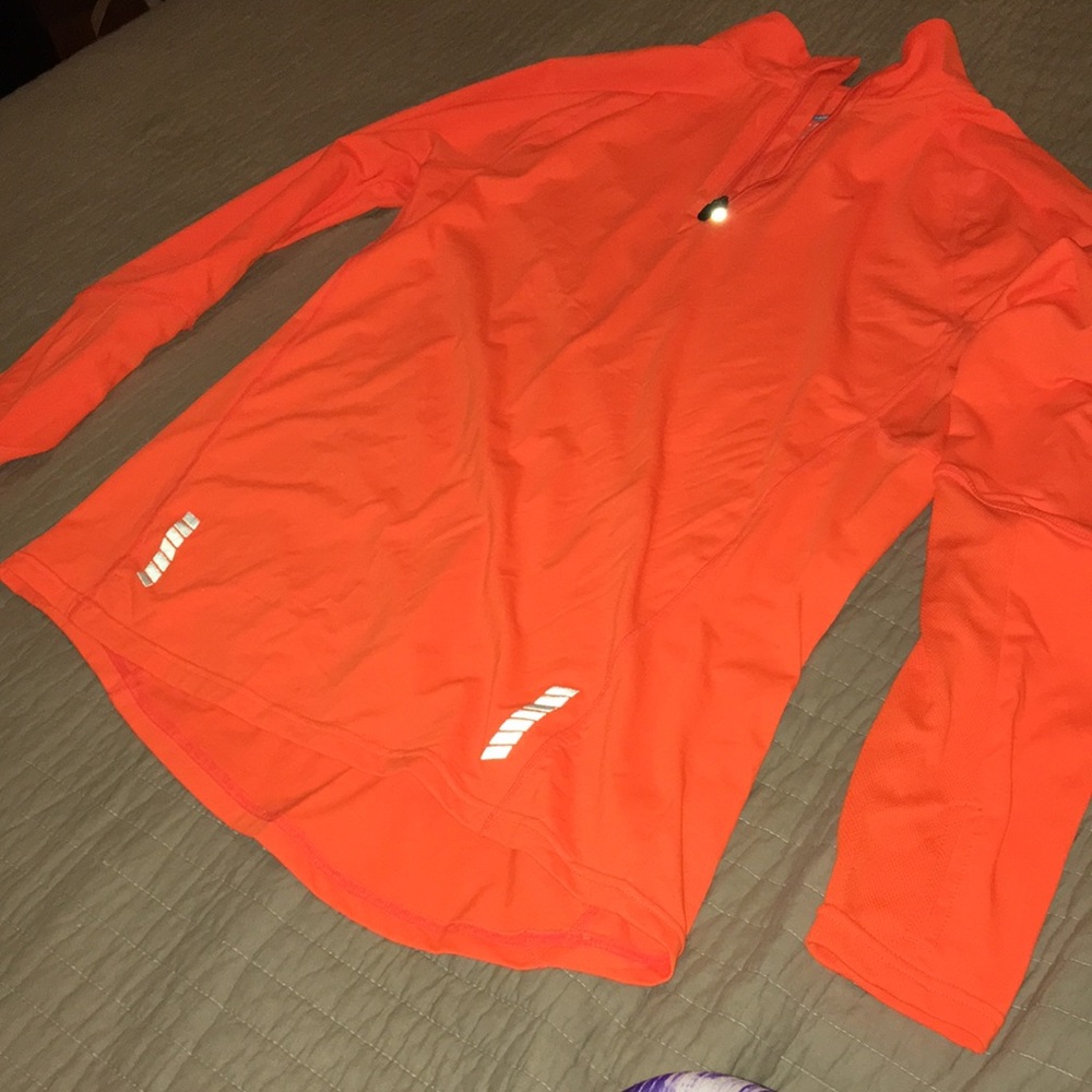 Men’s running pullover